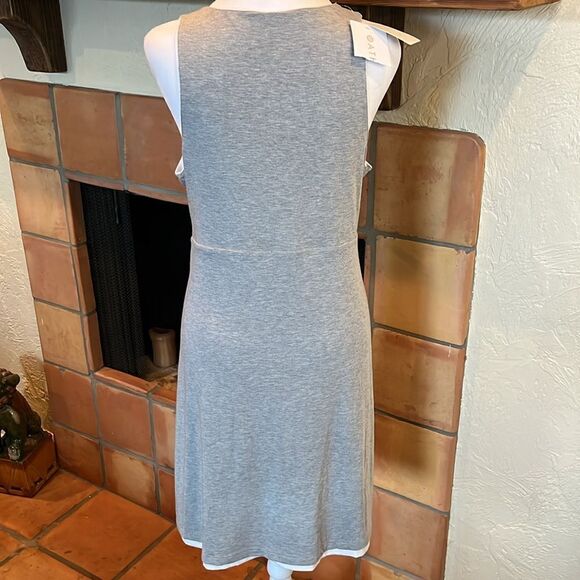 Athleta Heathered Gray/White REVERSIBLE SANTORINI HIGH NECK DRESS, size XL - Picture 4 of 12